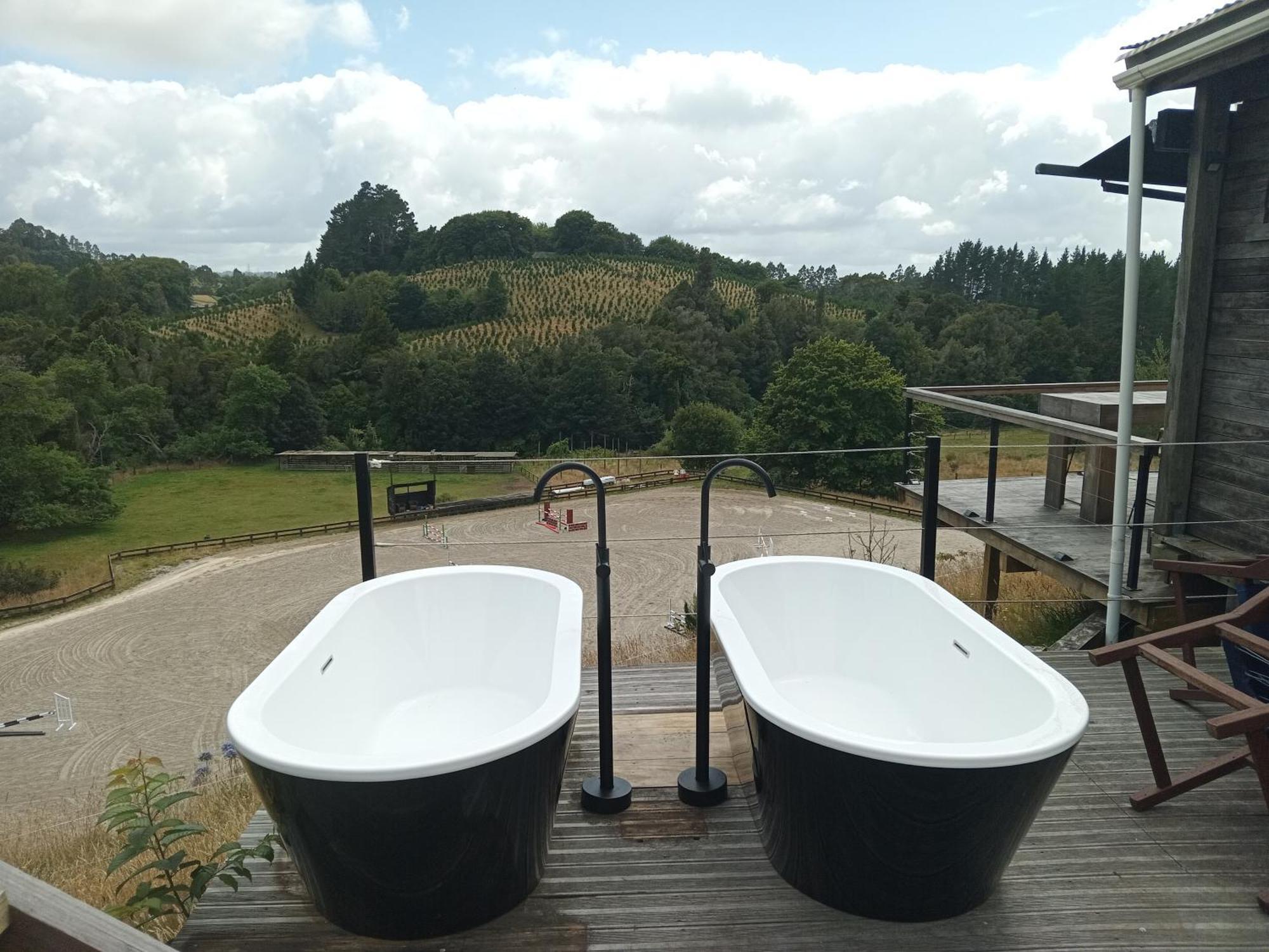 Oakridge Glamping Hotel โรโตรัว ภายนอก รูปภาพ